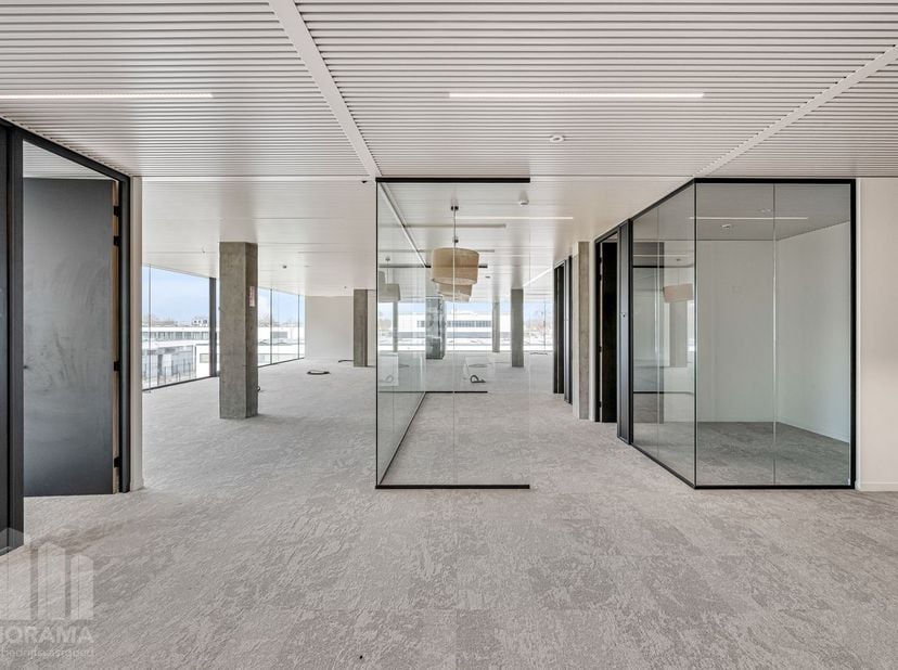 Bedrijfsvastgoed te huur in Kapellestraat 130-144,
                    8020 Oostkamp