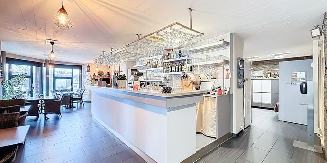 Bien professionnel à vendre à Rue Saint-Roch 2, 6840 Neufchâteau
