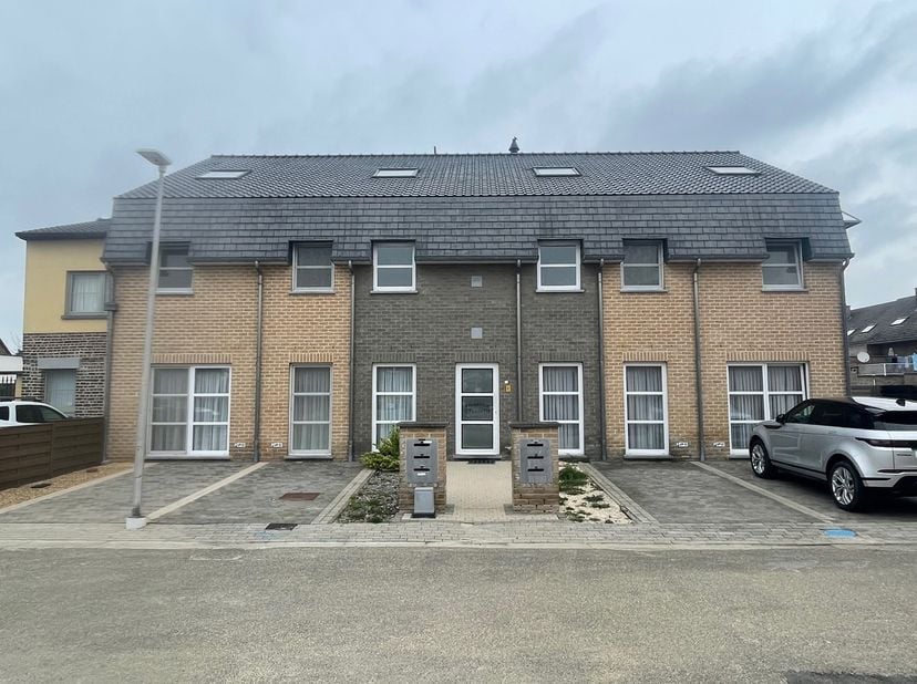 Gezellig appartement op wandelafstand van het centrum.<br />
Bent u op zoek naar een comfortabel appartement op een rustige en centrale ligging in Sin