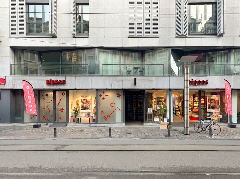 Bedrijfsvastgoed te koop in Vlaanderenstraat 107,
                    9000 Gent