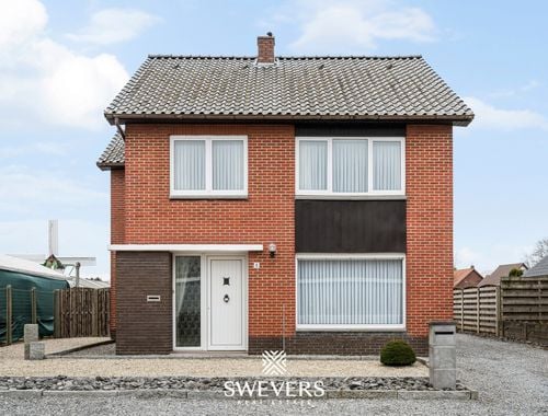                                         Maison à vendre à Molenbeersel, € 324.000
