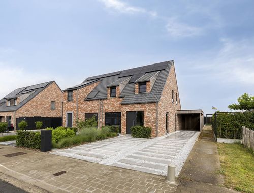                                         Woning te koop in Langemark, € 379.000
