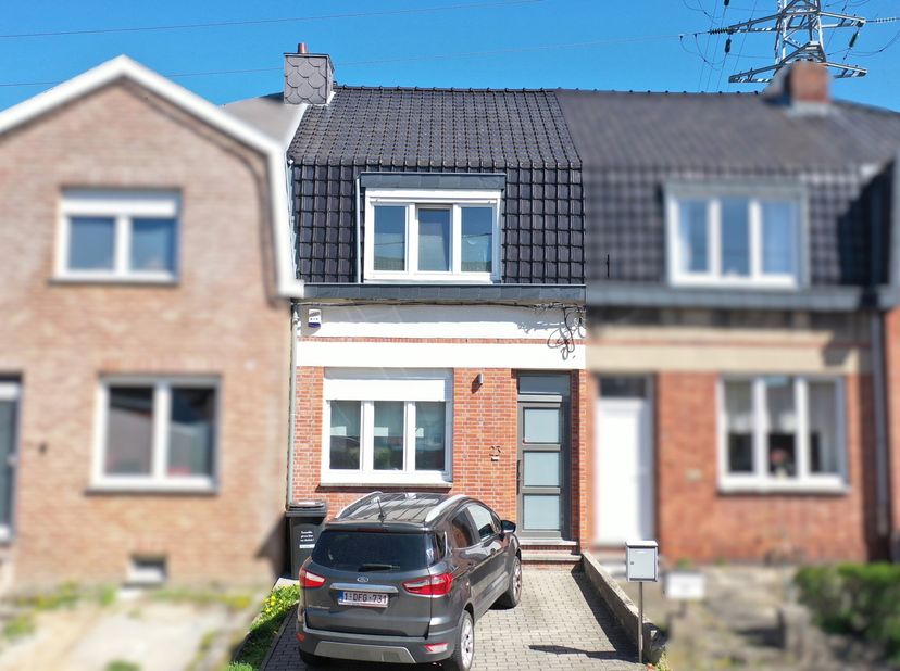 Maison à vendre à Rue des Capucines 23,
                    4102 Ougrée