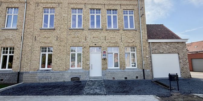 Appartement te koop in Kerkplein 17 bus GLVB, 8908 Vlamertinge