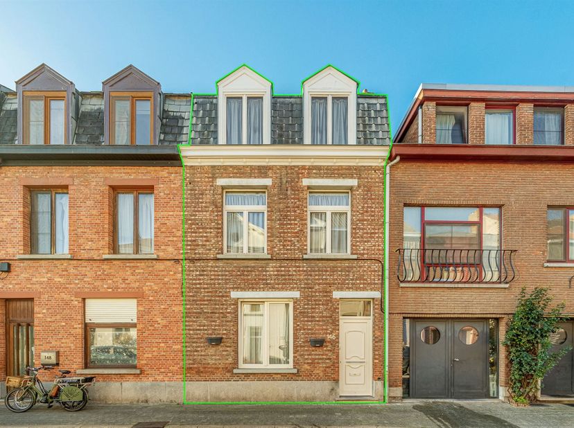 Huis te koop in Caputsteenstraat 146,
                    2800 Mechelen