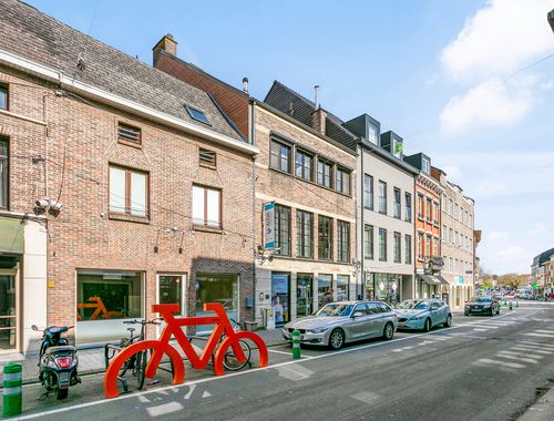                                         Bien commercial avec habitation à louer à Diest, € 1.630
