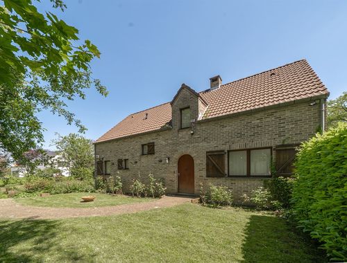                                         Villa te koop in Waterloo, € 595.000
