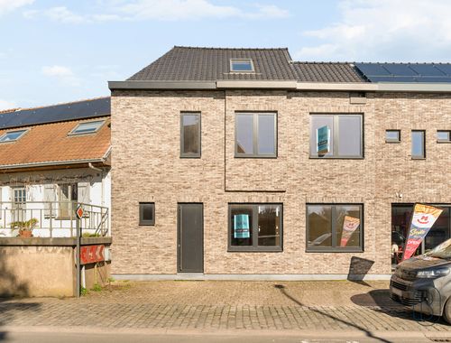                                         Woning te koop in Spiere, € 235.000
