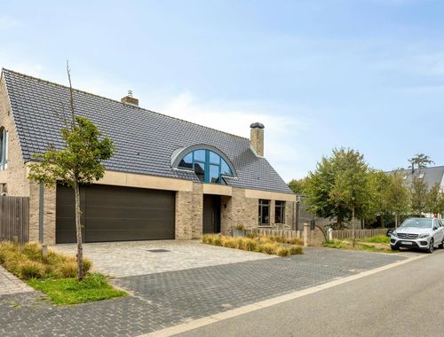                                         Villa te koop in Koksijde, € 1.300.000
