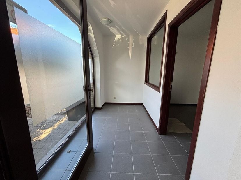 Appartement à louer
                    à 9300 Aalst