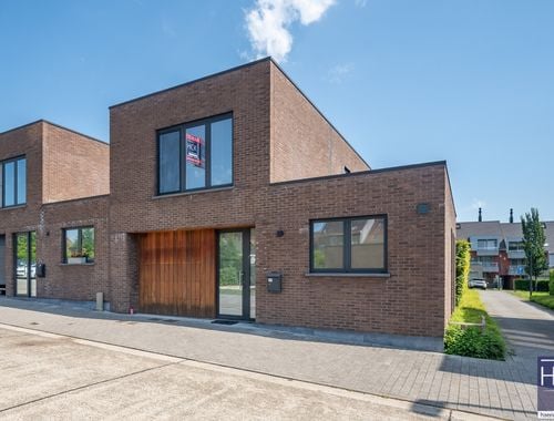                                         Woning te huur in Kruishoutem, € 990
