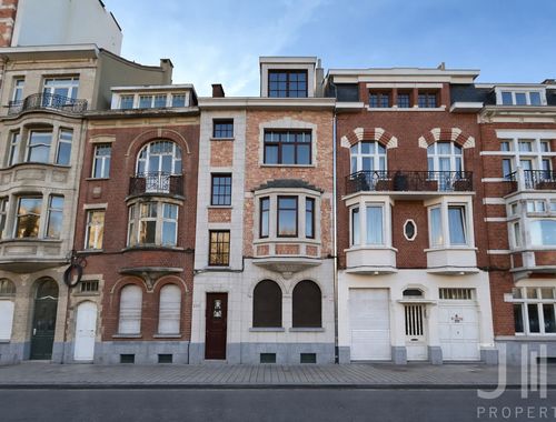                                         Appartement te huur in Schaarbeek, € 1.100
