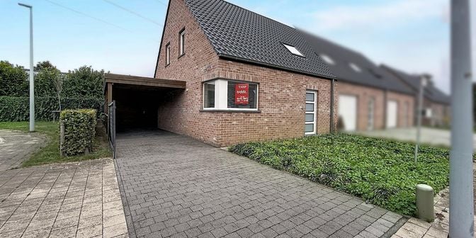 Huis te koop in Marie de Plothostraat 1, 8540 Deerlijk