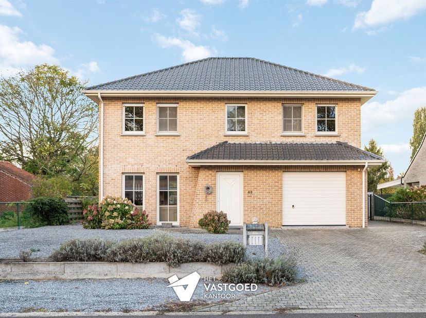Huis te koop in Adjudant De Keyserstraat 48,
                    3970 Leopoldsburg