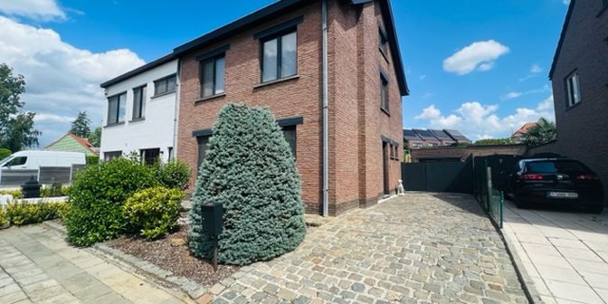 Huis te koop in Elenestraat 185, 9620 Zottegem