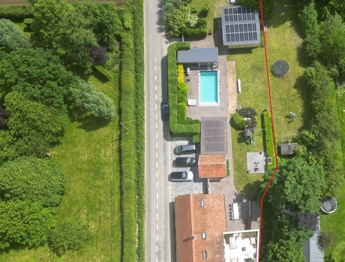                                         Eengezinswoning te koop in Sint-Denijs, € 590.000
