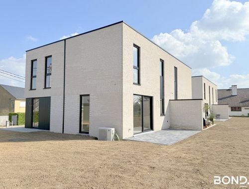                                         Villa te koop in Attenrode, € 412.404
