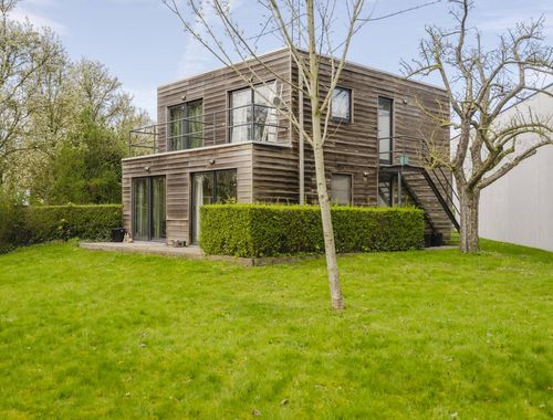                             Appartementsgebouw te koop in Kortrijk
