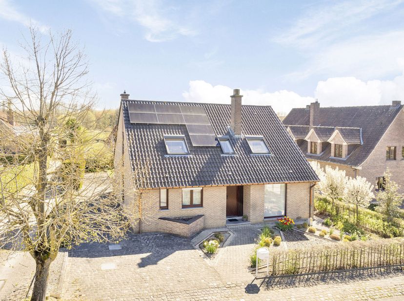 Maison à vendre
                    à 1600 Sint-Pieters-Leeuw