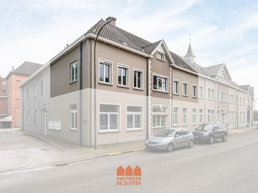 Appartement te koop in Wachtebeke-Dorp 31 bus 102,
                    9185 Wachtebeke