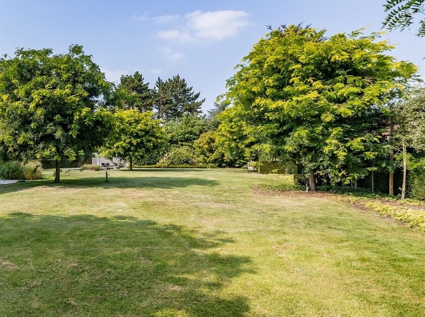 Bouwgrond gelegen in een prachtige omgeving!<br />
Deze bouwgrond is gelegen in Laarne, vlot bereikbaar; en met een fantastisch uitzicht.<br />
Deze b