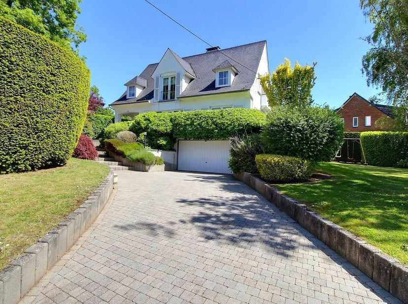 Huis te koop
                    in 6001 Marcinelle