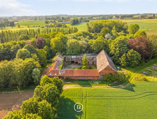                                         Boerderij te koop in Herne, € 1.100.000
