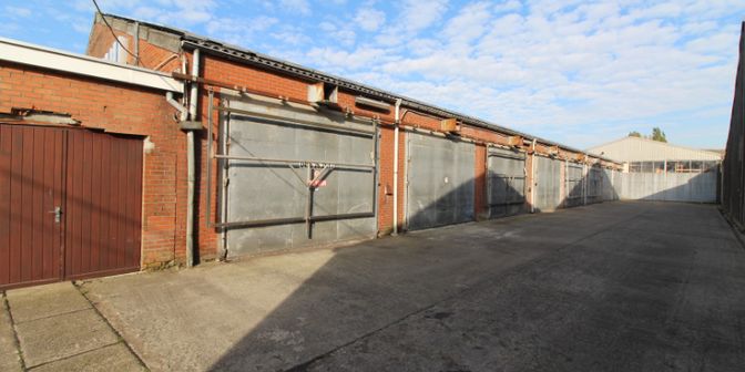 Bedrijfsvastgoed te huur in Arkemolenstraat 27, 8890 Moorslede