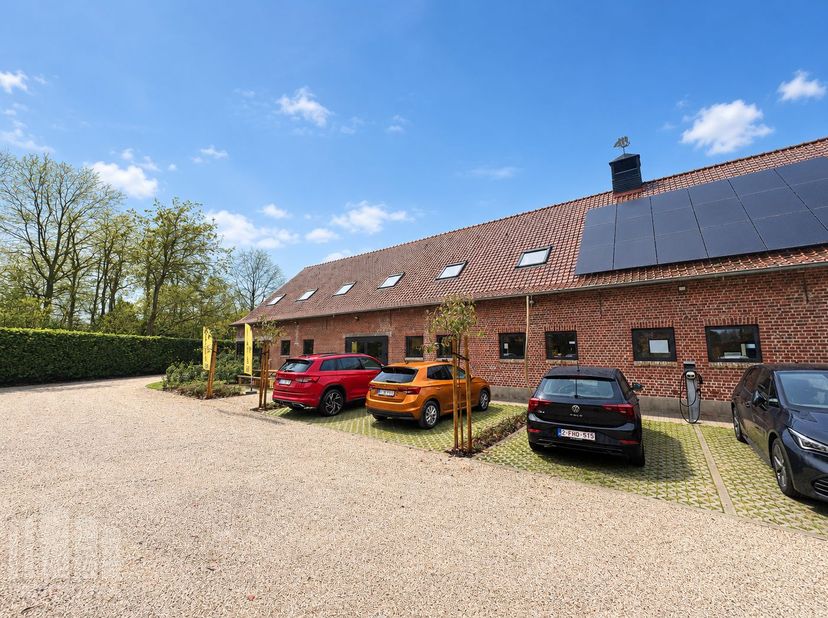 Bien professionnel à louer à Beelbroekstraat 105 boîte B,
                    9040 Sint-Amandsberg