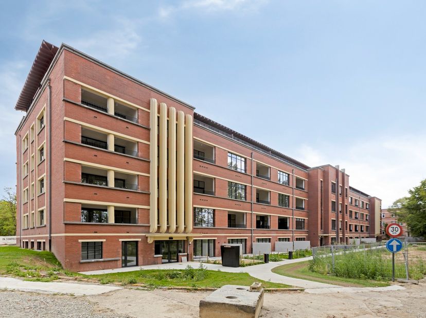 Appartement te huur in Kazernedreef 2 bus 0303,
                    3700 Tongeren