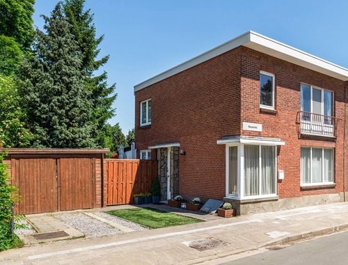                                         Maison à vendre à Hove, € 349.000
