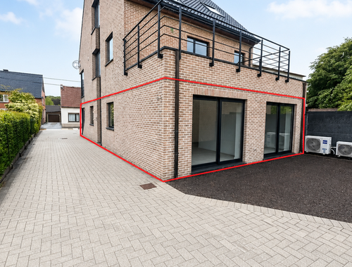                                         Bien commercial à vendre à Lochristi, € 325.000
