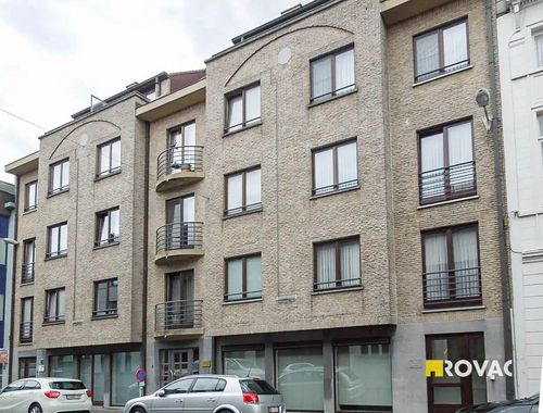                                         Appartement te huur in Izegem, € 690
