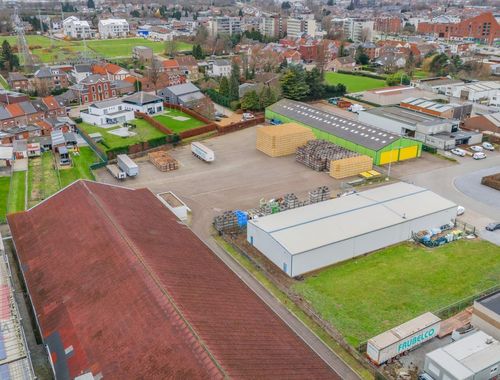                                         Bâtiment d’entreprise à vendre à Sint-Truiden, € 1.650.000
