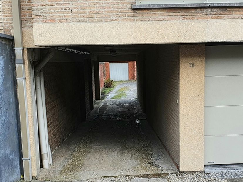 Garage te huur in L. Nuytemanslaan 26,
                    8370 Blankenberge