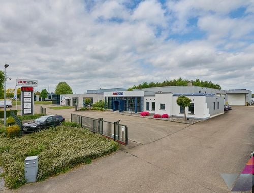                                         Bâtiment d’entreprise à louer à Opglabbeek, € 6.500

