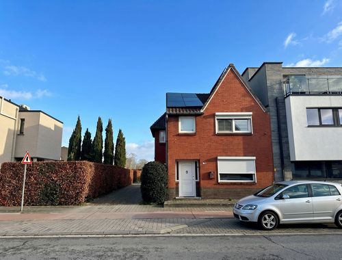                                         Maison à vendre à Mechelen-aan-de-Maas, € 290.000
