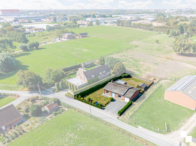 Huis te koop in Kleine Kachtemsestraat 7,
                    8800 Roeselare