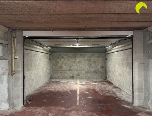                                         Place de stationnement à vendre à Mortsel, € 30.000
