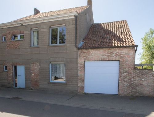                                        Woning te koop in Stalhille, € 360.000
