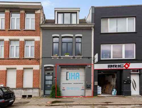                                         Entrepôt à vendre à Deurne, € 279.000
