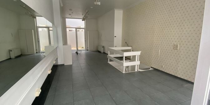 Bedrijfsvastgoed te huur in Christinastraat 49, 8400 Oostende