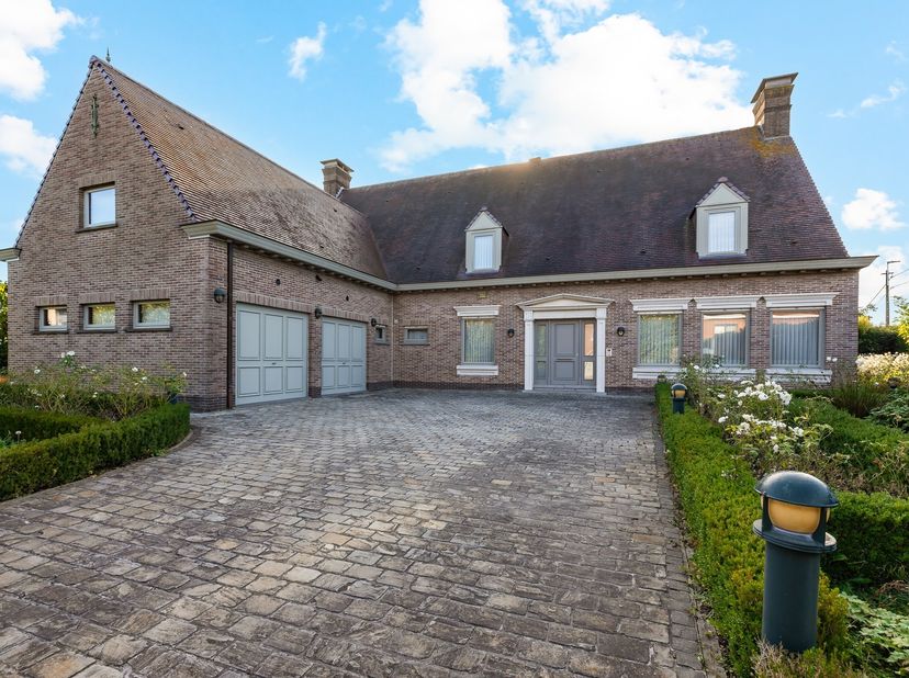 Maison à vendre à Aardeweg 31,
                    9406 Outer