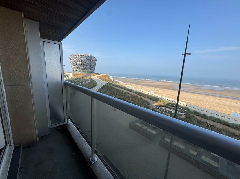Appartement te koop in Zeedijk 94 bus 0302,
                    8430 Middelkerke