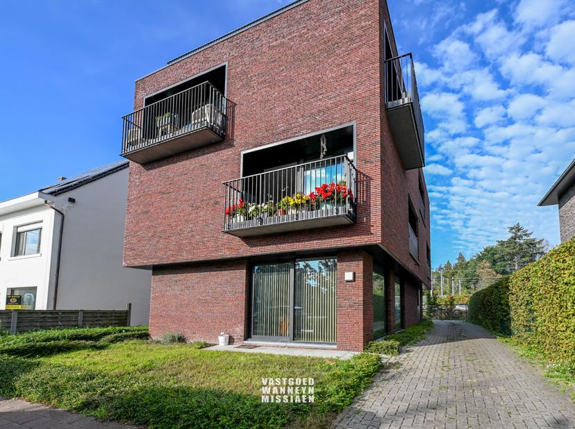 Appartement te huur in Hubert d'Ydewallestraat 6 bus 301,
                    8730 Beernem