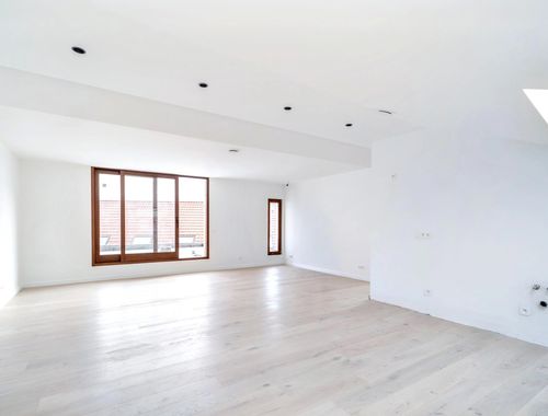                                         Duplex à vendre à Ixelles, € 749.000

