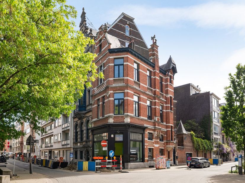 Bedrijfsvastgoed te koop
                    in 2018 Antwerpen