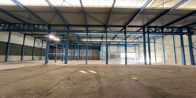 Bedrijfsvastgoed te huur in Zevenputtenstraat 28, 3690 Zutendaal