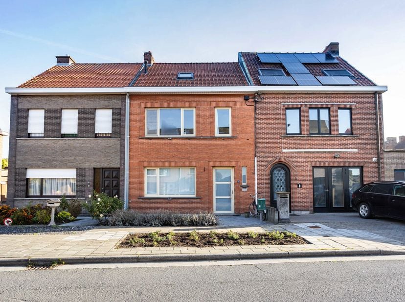Huis te koop in Eedstraat 4,
                    9052 Zwijnaarde