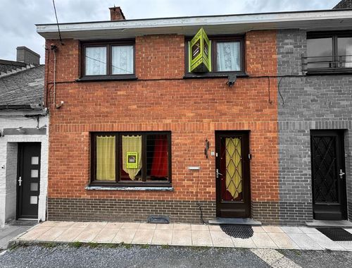                                         Eengezinswoning te koop in Ghlin, € 125.000
